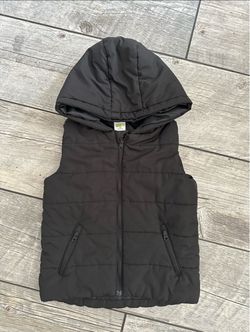 Crazy 8 Black Kids Hooded Puffer Vest size 3t