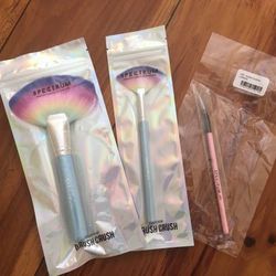 Spectrum Cosmetic Makeup Brushes (Set of 3)