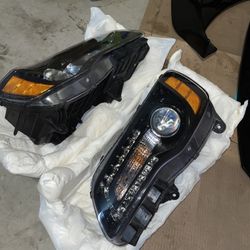 2011-2022 Chrysler 300 Headlights