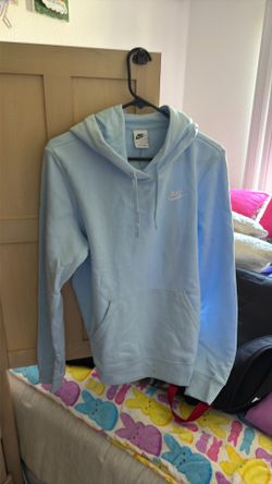 Nike women’s hoodie