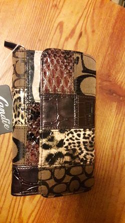 NEW Ladies Wallet .