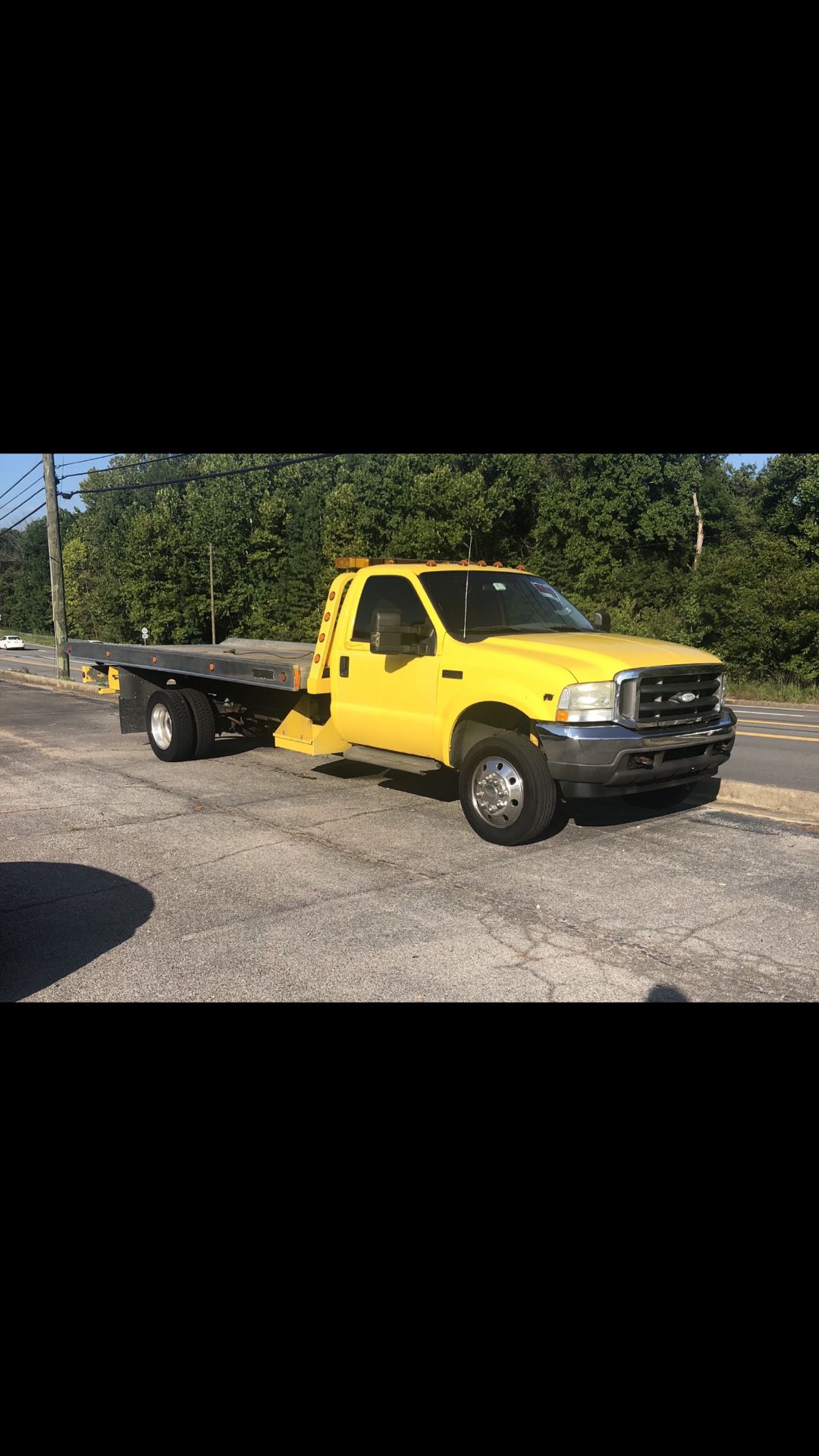 2004 Ford F550 Rollback Tow Truck- Great condition only 132K miles!!!