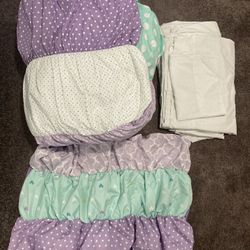 Girl’s Circo Twin Comforter Bedding Set