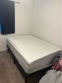 Full size bed
