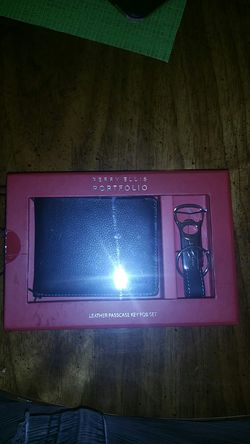 Perry Ellis Portfolio