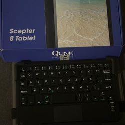 Tablet With Attachable Keyboard