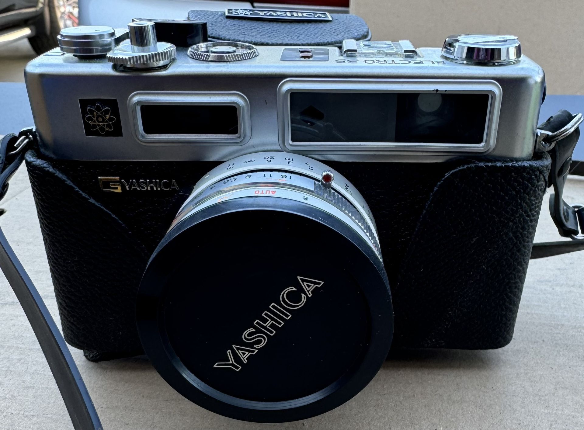 Yashica Electro 35 Camera