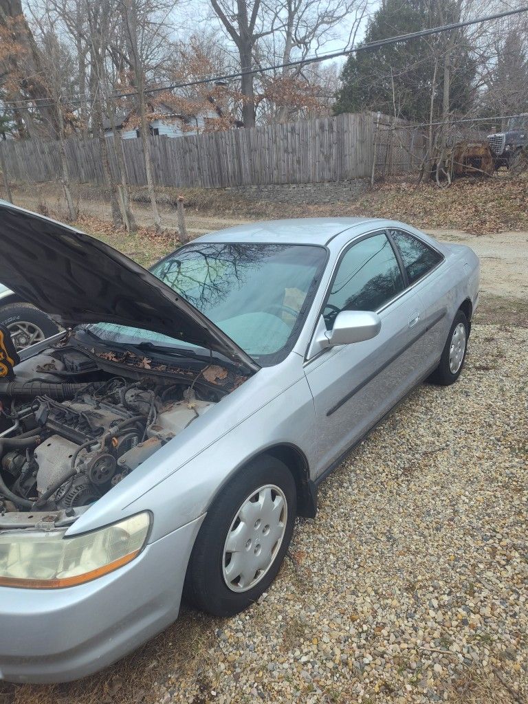 2000 Honda Accord
