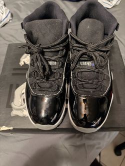 Jordan 11 space jam 2016 size 9.5