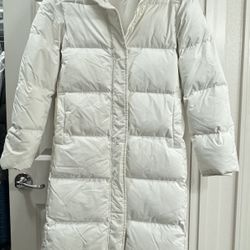 Guess Women Down Puffer Jacket Long (XS)