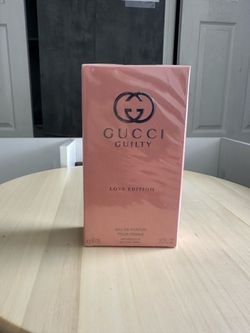 Perfume para mujer con excelente aroma