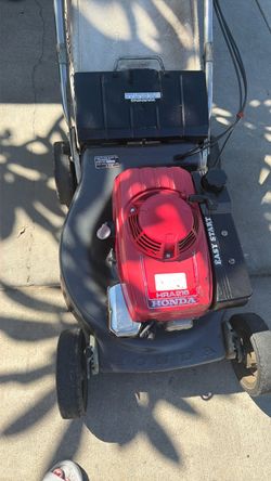 Honda HRA 216 Self propelled 2 Speed