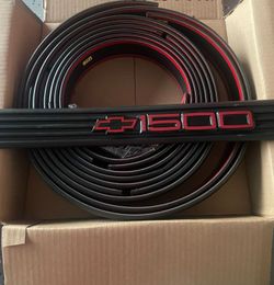 Obs Chevy Silverado side  molding kit  sport 454ss