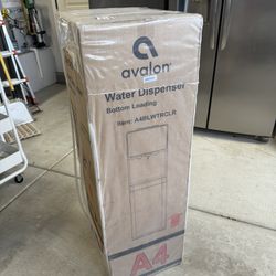 BRAND NEW Cold/Hot Water Dispenser