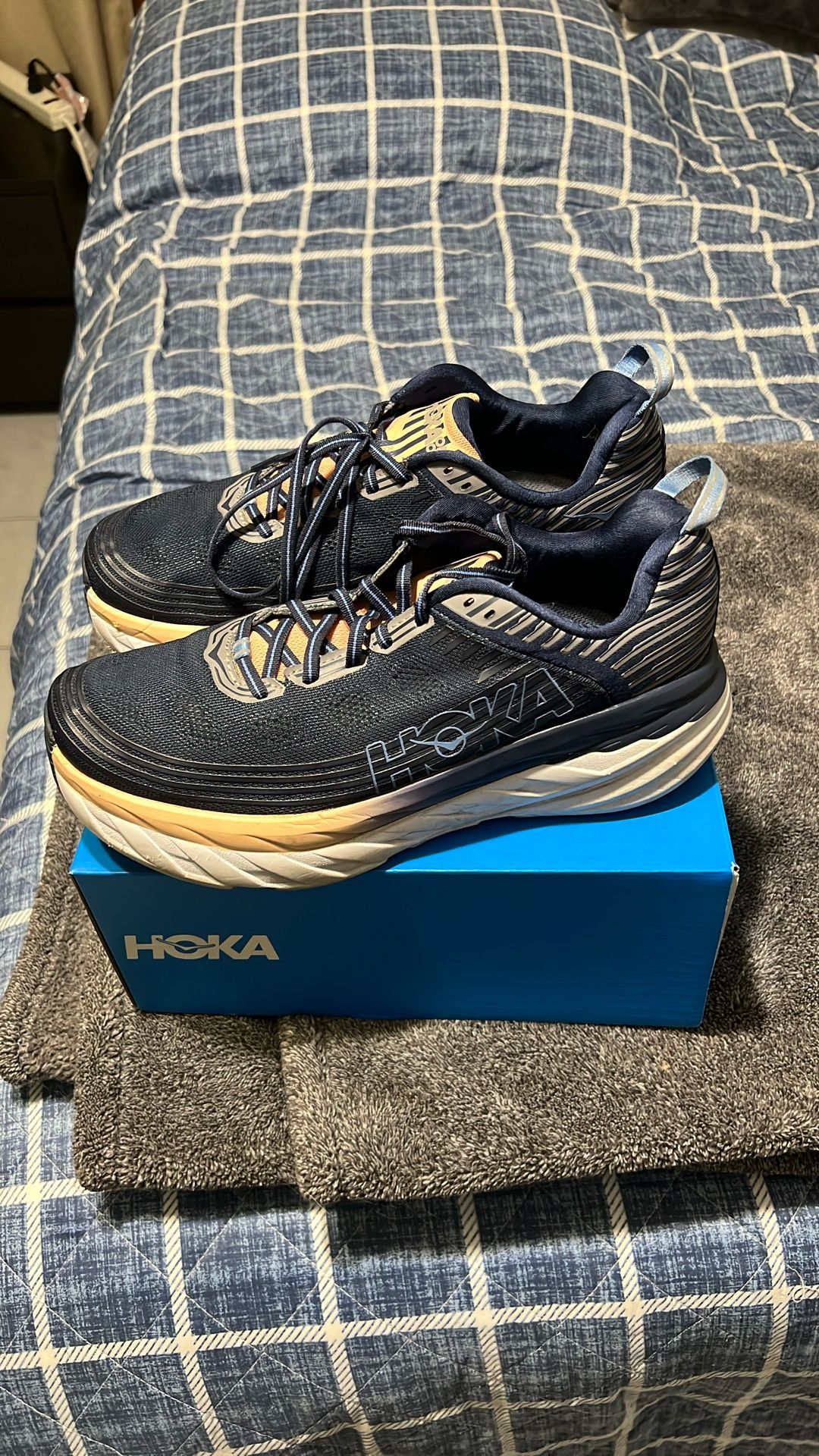Hoka One One Bondi 6 W Sz 11 D Wide Running Shoes 1019272