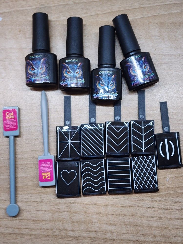 Magnetic Gel Nail Polish And 11 Magnet Wands