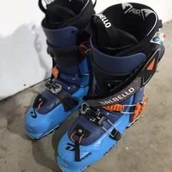 **Dalbello Lupo 120 Ax Ski Boots**