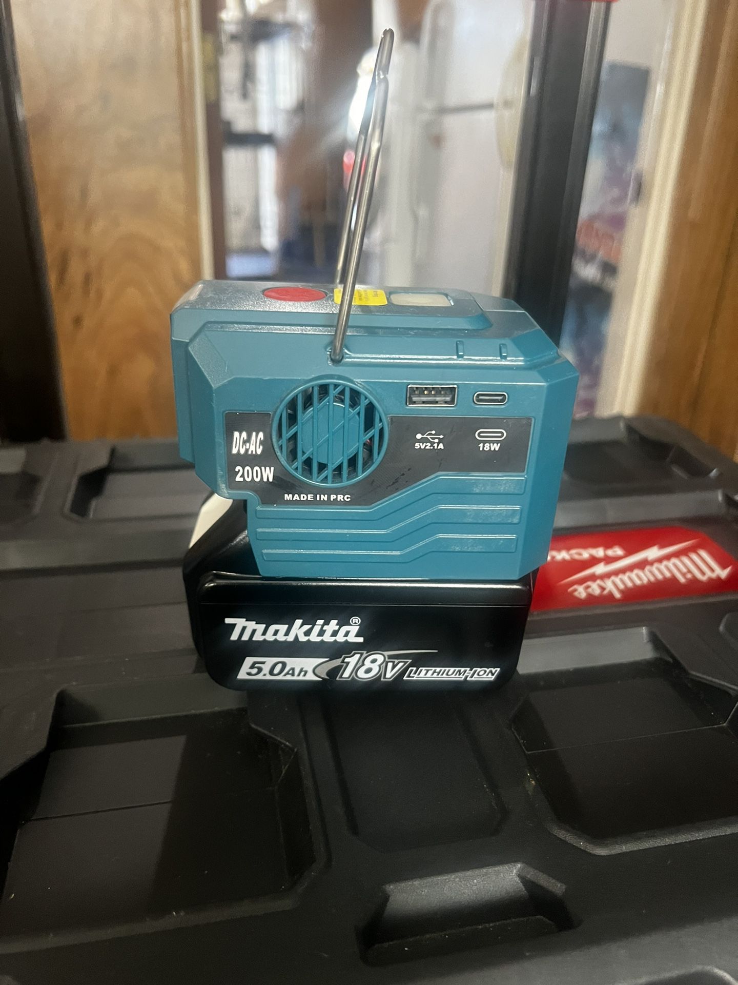 Batería Makita Y Cargador Nuevos Todo $125