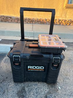 Rigid tool box