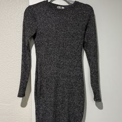 Popular 21: Gray Long Sleeve Dress 