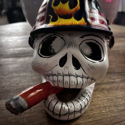  skull figurine 
