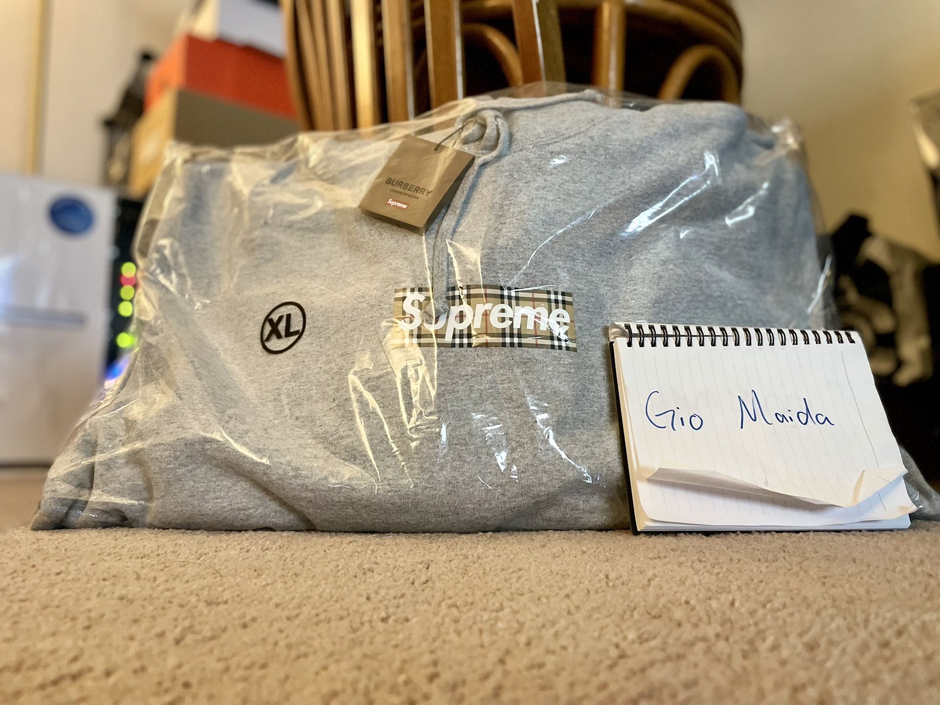 Supreme Burberry Box Logo Hoodie Size XL for Sale in Alameda, CA