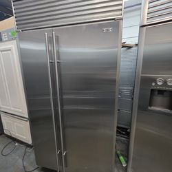 42" SUB ZERO BUILT IN STAINLESS STEEL REFRIGERATOR