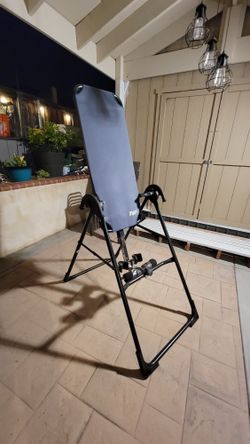 Inversion Table. Teeter Inversion