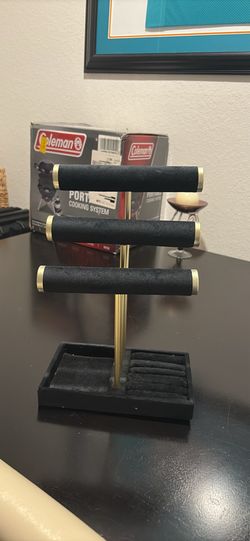 Elegant Jewelry Holder 