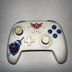 POWERA ZELDA NINTENDO SWITCH PRO CONTROLLER