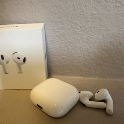 AirPod Gen 4