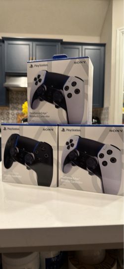 Sony DuanSense EDGE controller