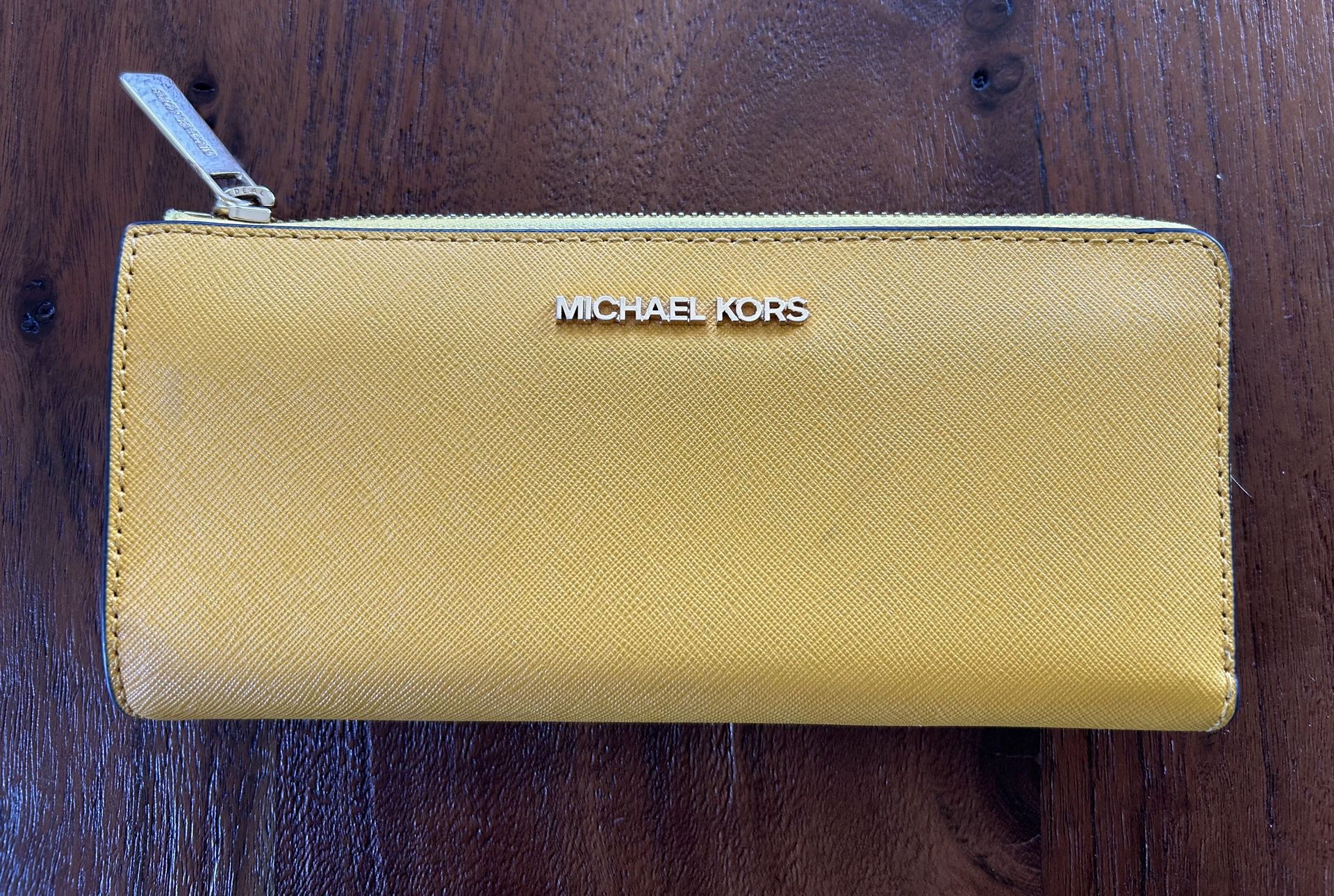 Michael Kors Zip-Around Accordion Wallet