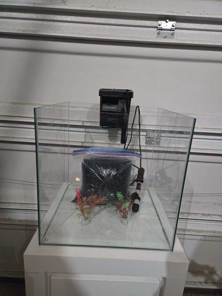 15 Gallon Rimless Aquarium Fish Tank Set