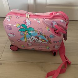Hello Kitty Ride On Luggage
