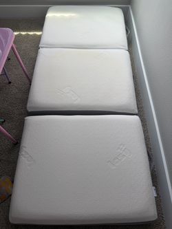 Memory Foam Tri-fold Mattress