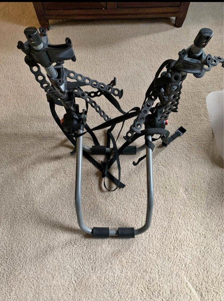 Yakima 3 row bike rack Collapsible in great condition