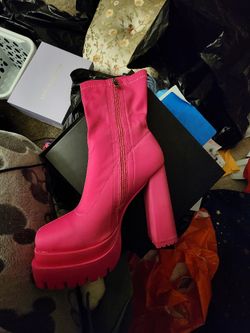 Azalea Wang Fuchsia Boot
