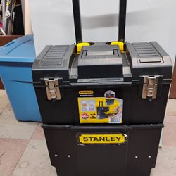 Stanley 3-in-1 Mobile Work Center