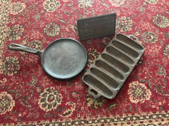 Vintage cast-iron cookware read description