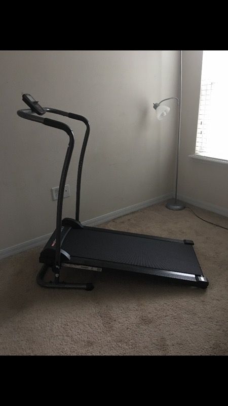 Treadmill none motorized used once