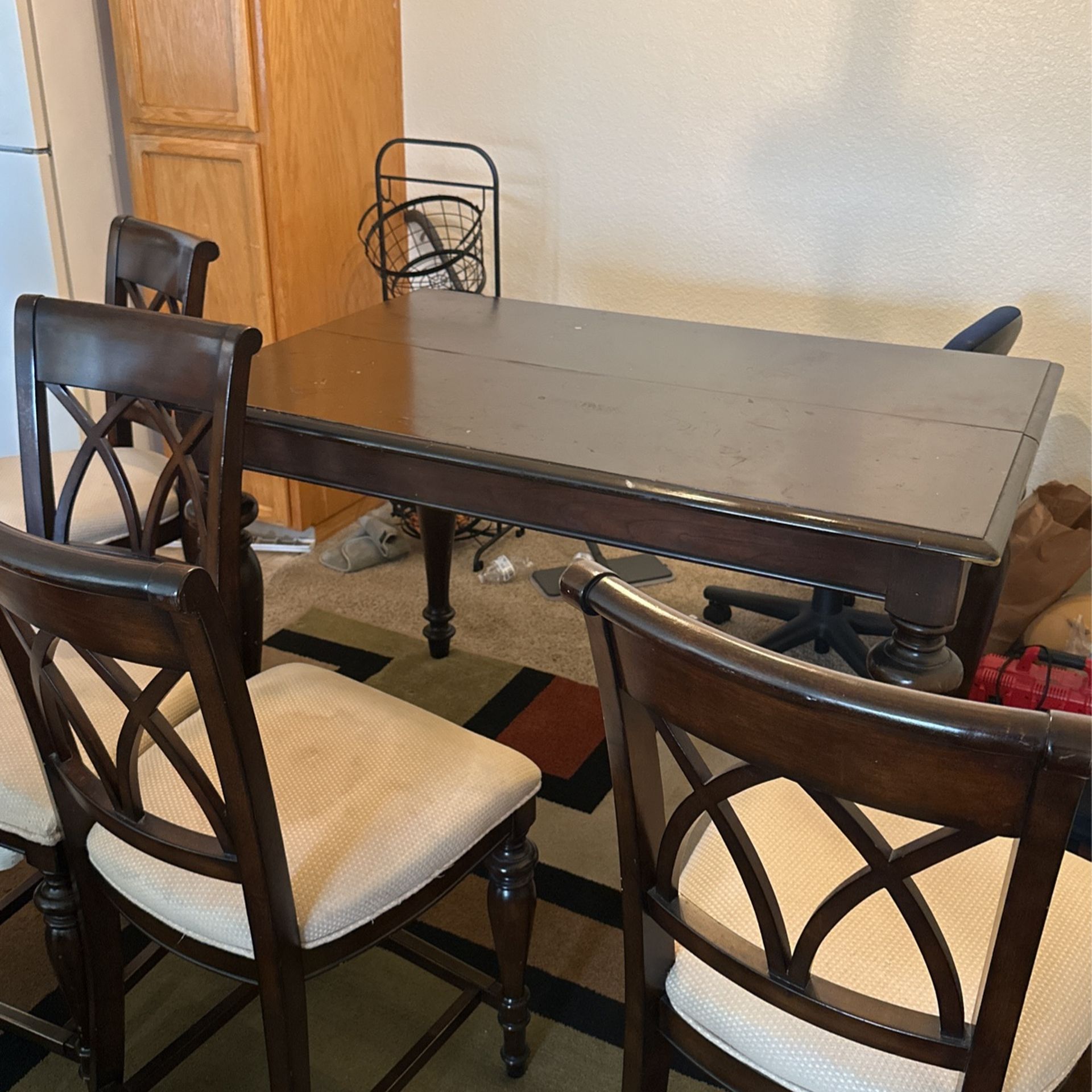 Dinner Table For Sale 