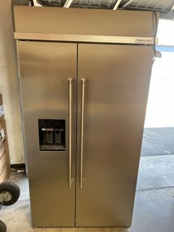 42" KITCHENAID BUILT IN STAINLESS STEEL REFRIGERATOR
