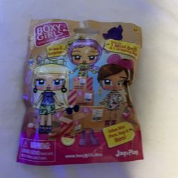 boxy girls 1 mini doll with shoes snd bag