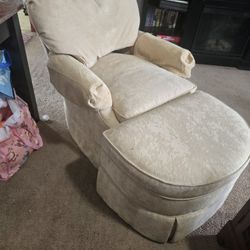 Free Chair And Ottomen