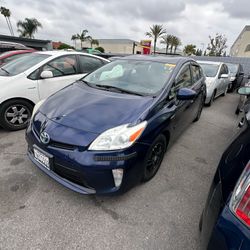 2016 Toyota Prius Hybrid Venta O Renta 