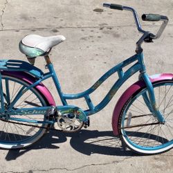 Schwinn Women’s Beach Cruiser 