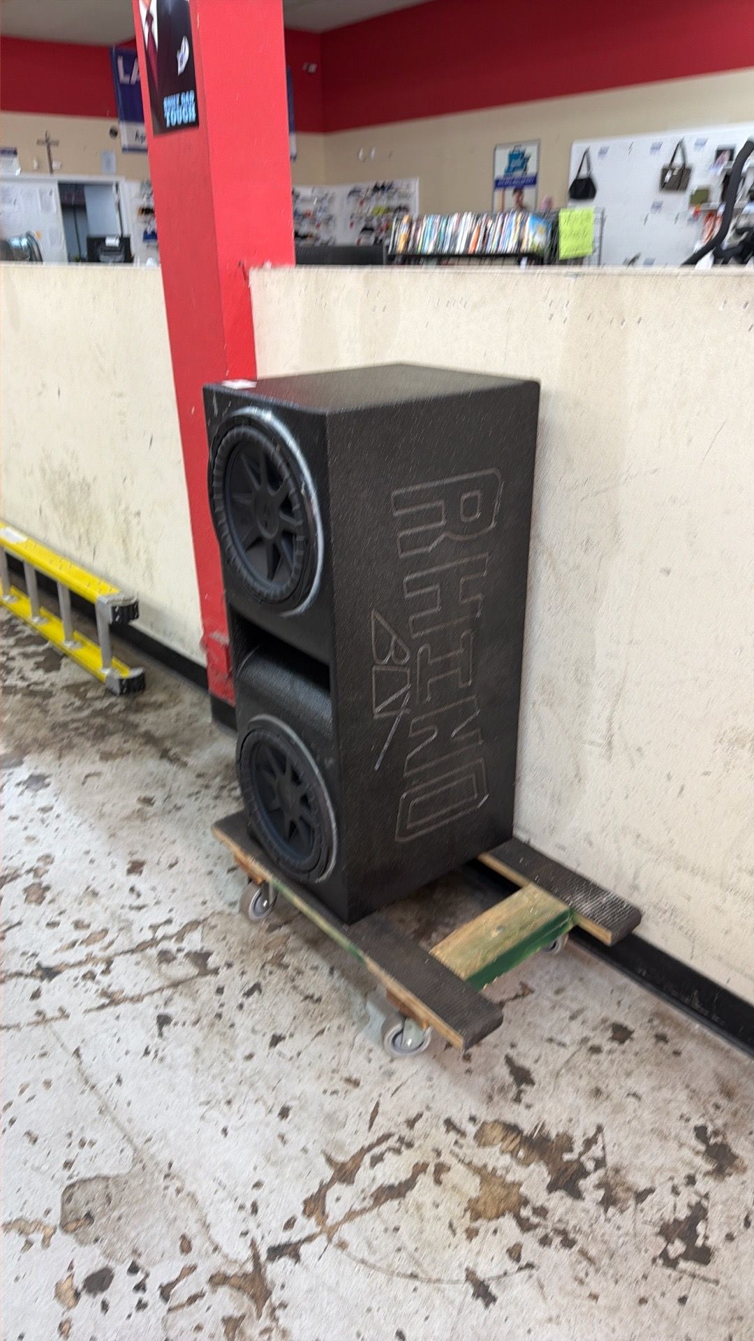 Car speaker kicker compvx