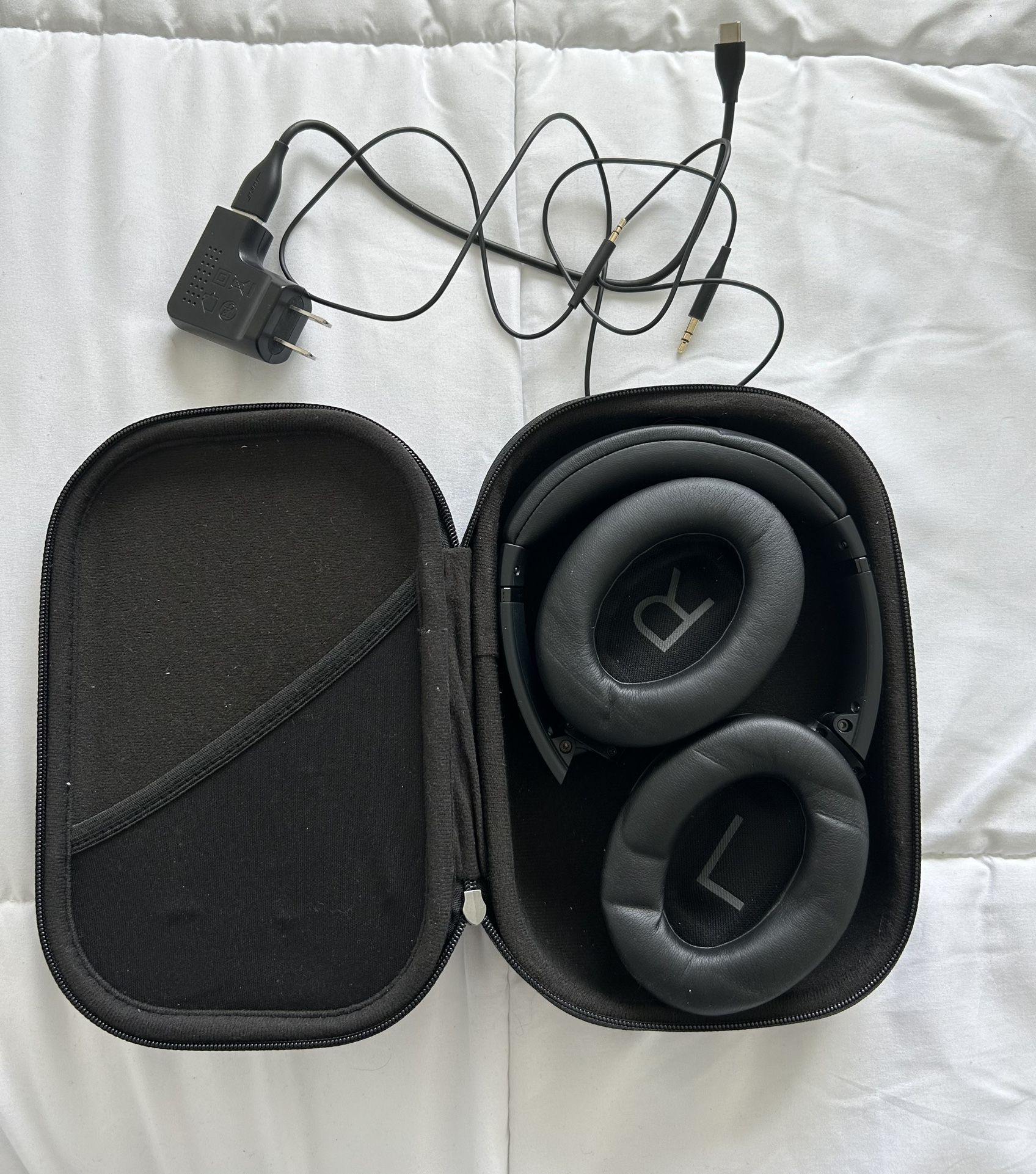Bose noise-cancelling headphones