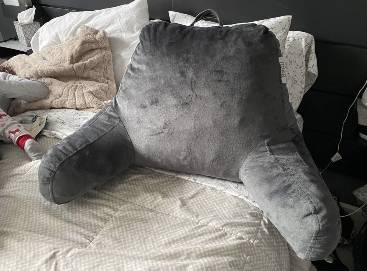 Nestl Pillow
